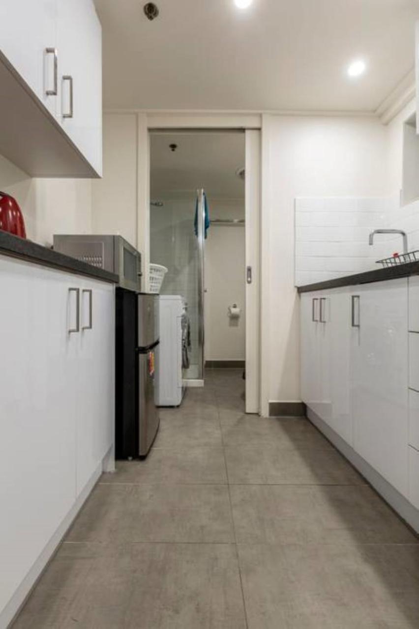 Readyset Apartments On Anthony Мельбурн Екстер'єр фото